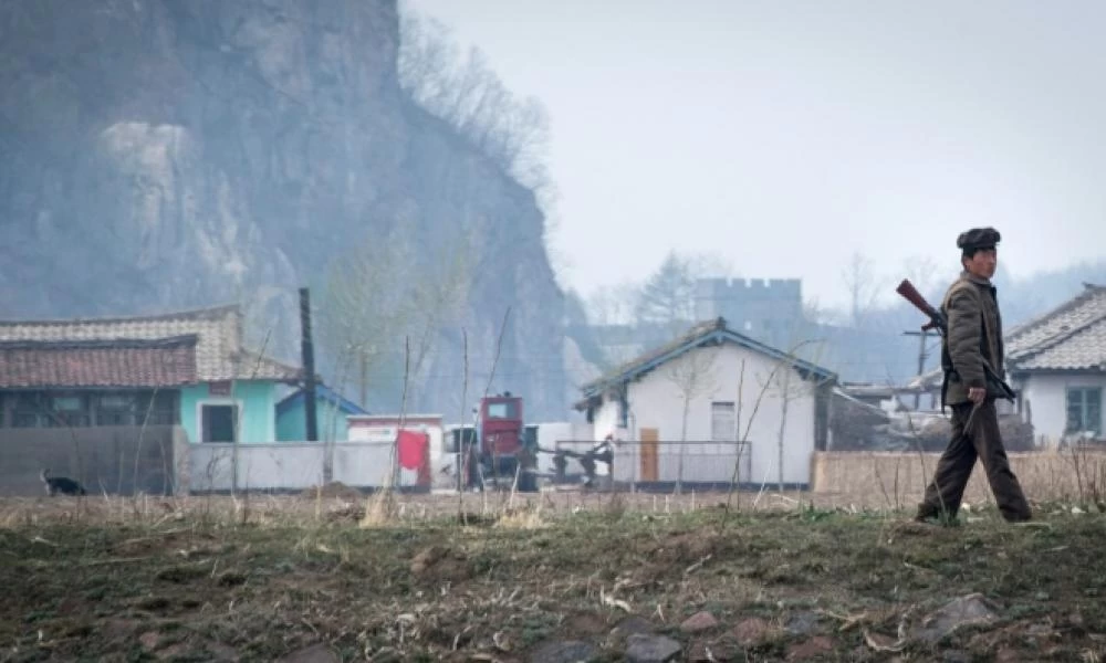Σε καθολικό lockdown η Πιονγκγιάνγκ - Εκτελεί τους παραβάτες ο Κιμ